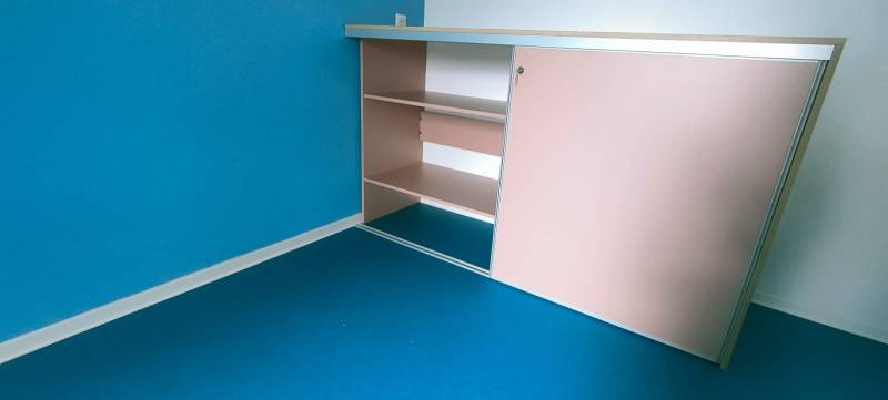 placard portes coulissante bas avec étagère de rangement à floirac