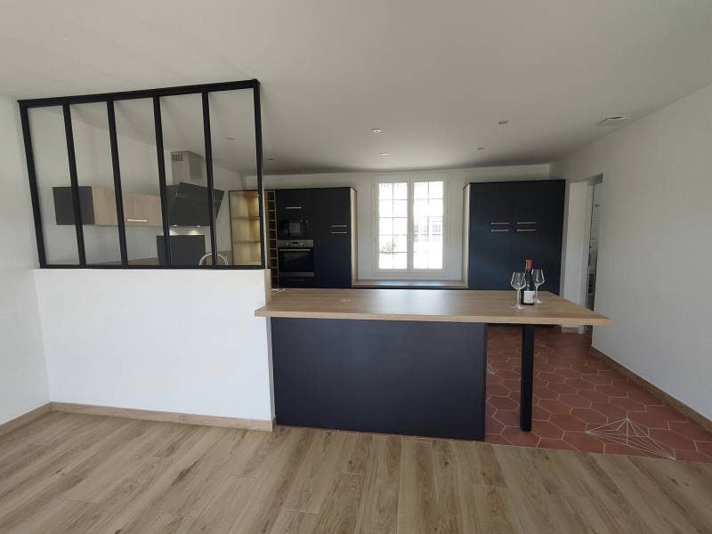 Installation verriere atelier noir en aluminium par un artisan en gironde sur mesure