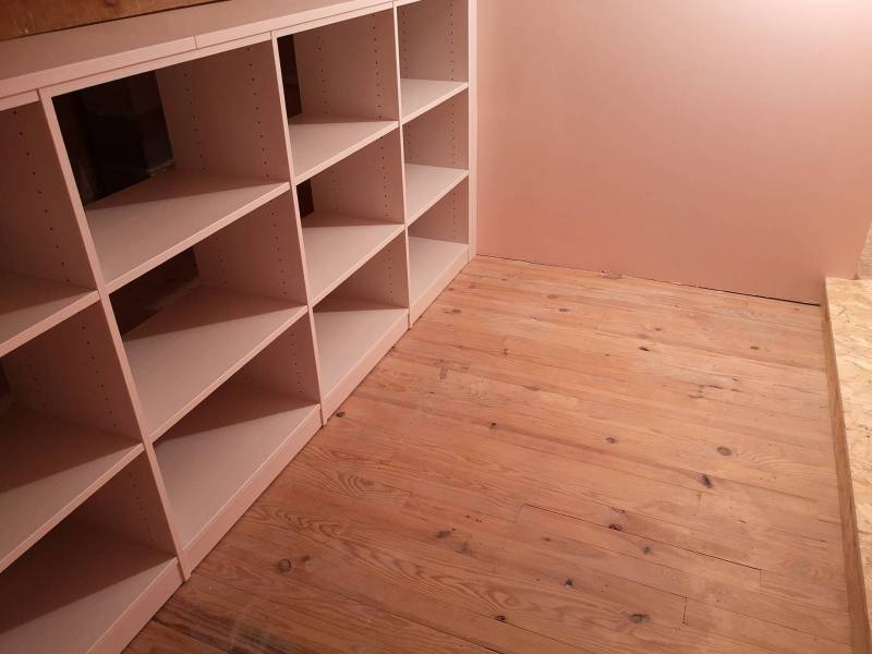 Conception de Dressings sur Mesure à Bordeaux : Aquiréno, Votre Expert en Ameublement Personnalisé