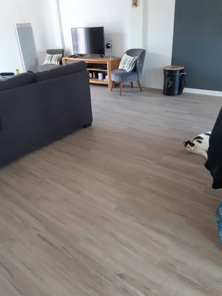 Pose de parquet 100% liège à Cestas