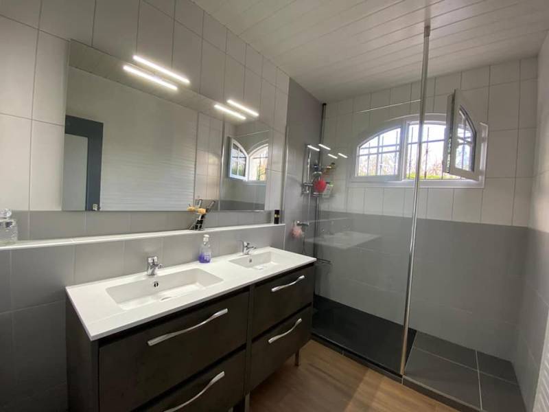 Réalisation d'une salle de bains à Léognan